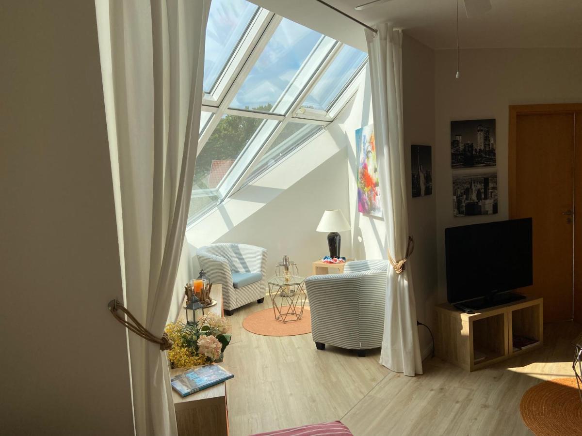 Villa "Auszeit" Хохен Нойендорф Екстериор снимка